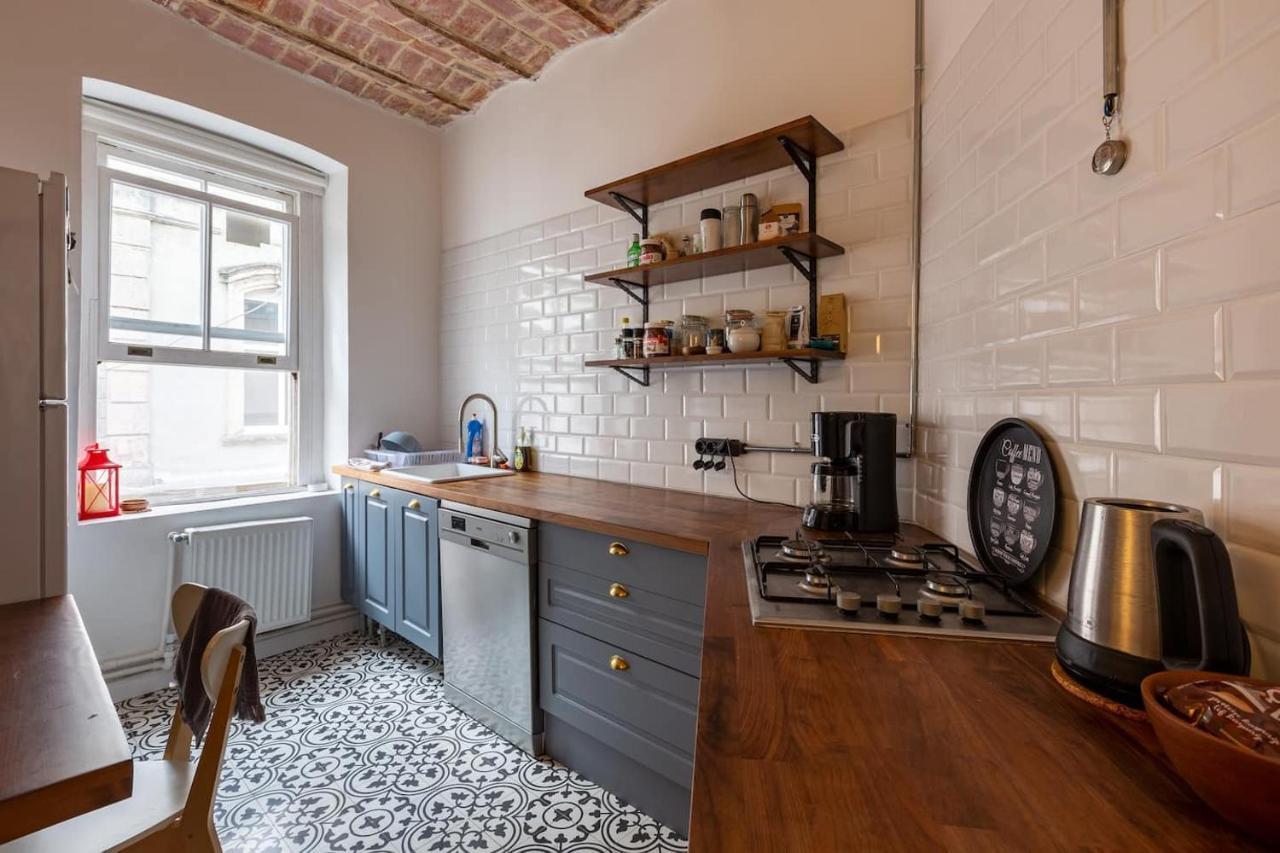 Renovated Apartment At The Heart Of Istanbul With Huge Terrace Buitenkant foto