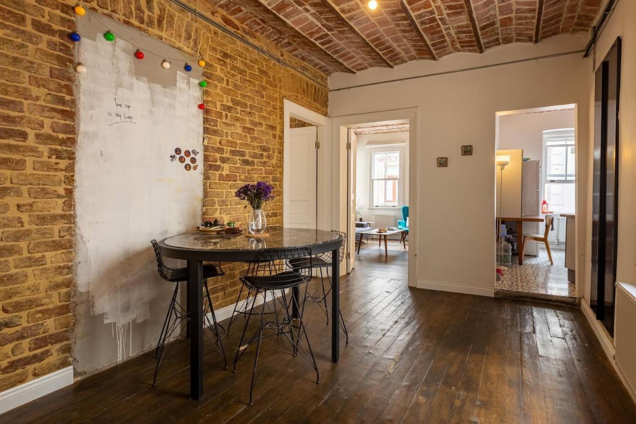 Renovated Apartment At The Heart Of Istanbul With Huge Terrace Buitenkant foto