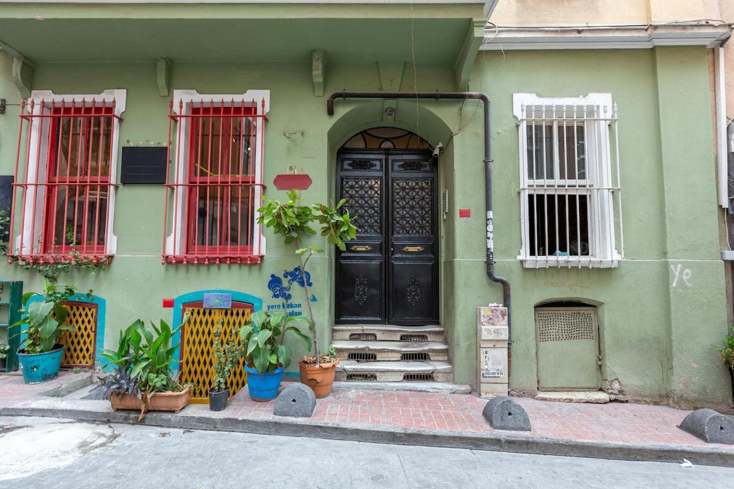 Renovated Apartment At The Heart Of Istanbul With Huge Terrace Buitenkant foto